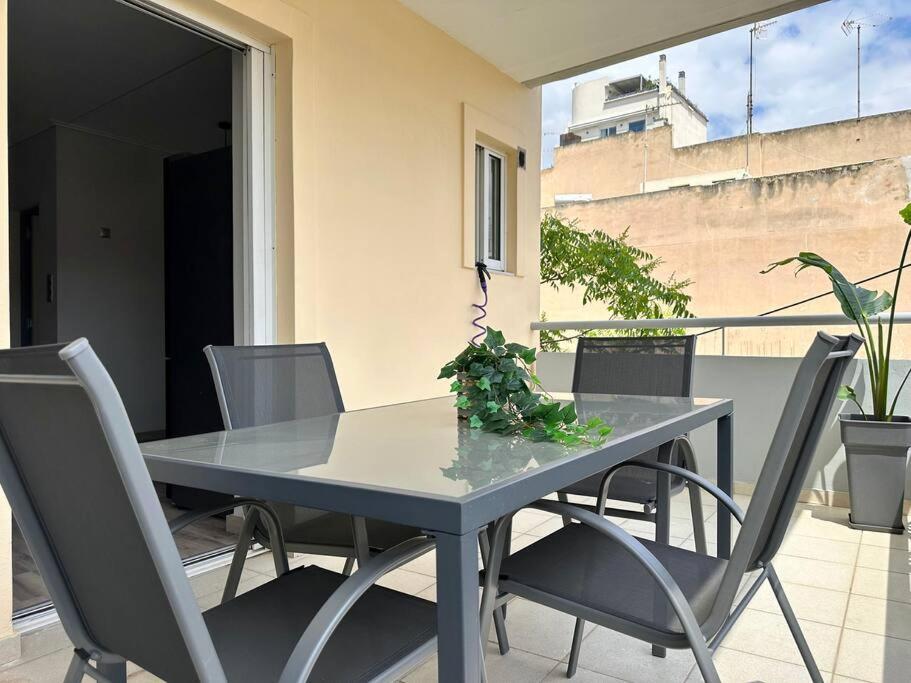 D150 Orange & New Life - Cloud9 In The Appartement