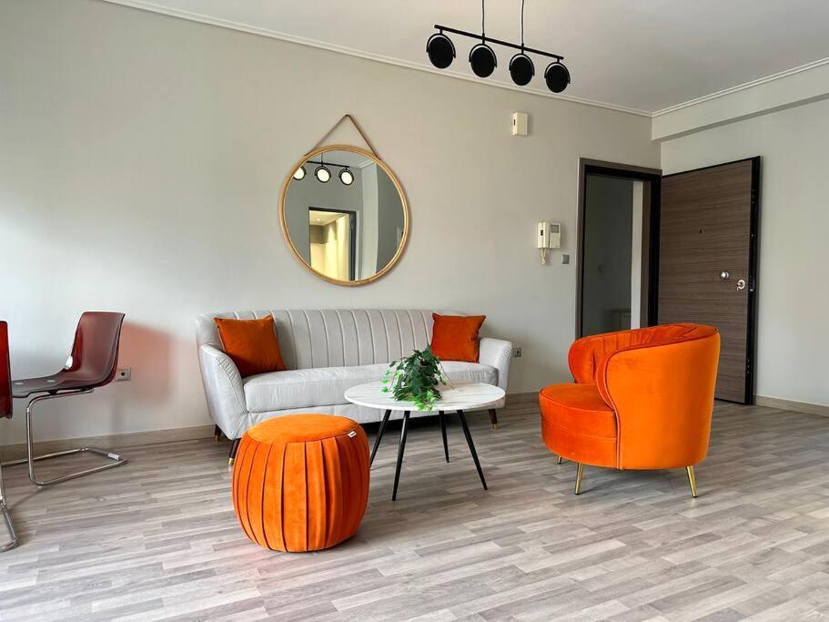 Apartment D150 Orange & New Life - Cloud9 In The *